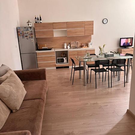 Apartman Ruza 鲁容贝罗克 外观 照片